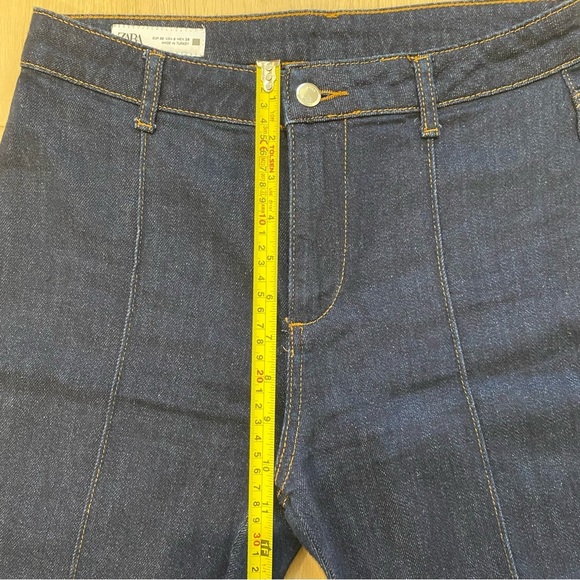 Zara | Crop Flare Mid Rise Blue Jeans 💙 - Picture 7 of 8